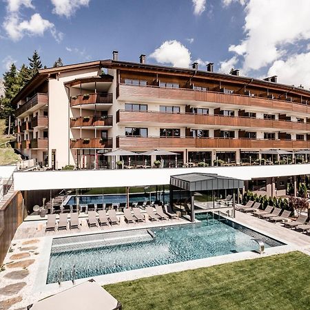 Josef Mountain Resort アヴェレンゴ エクステリア 写真