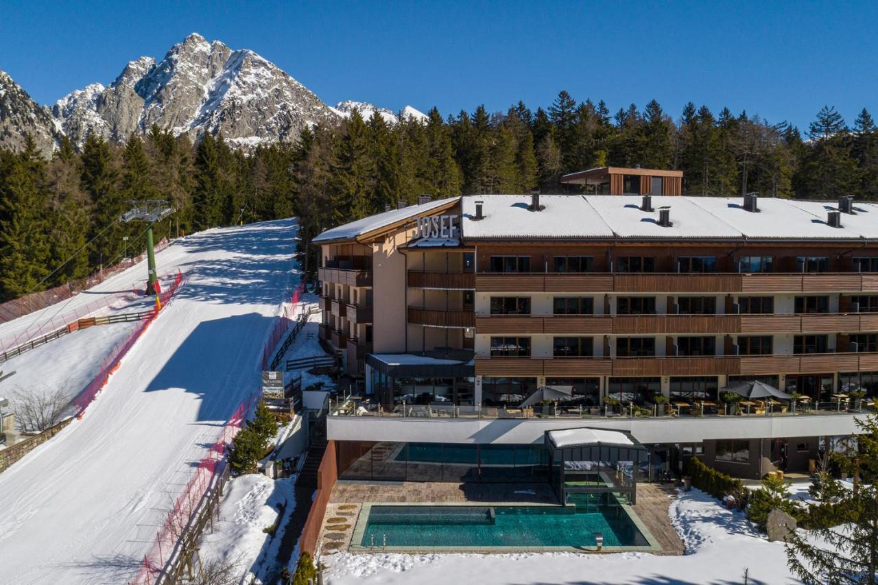 Josef Mountain Resort アヴェレンゴ エクステリア 写真